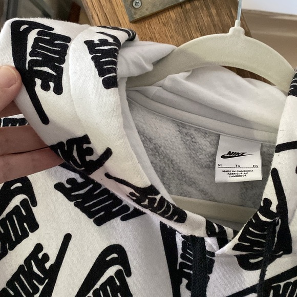 NIKE Men’s sweatshirt sz XL EUC only worn a handful of times basically brand new - Picture 2 of 7